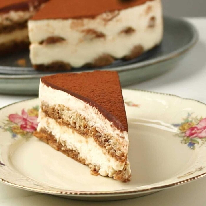 Tiramisu Cake Slice * NEW ITEM *.