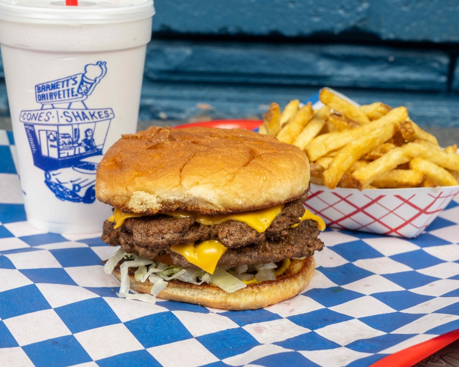 DOUBLE CHEESEBURGER BASKET.