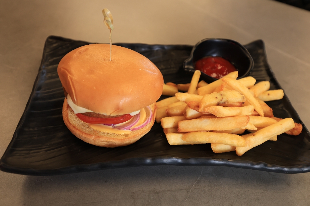 Alu Tikki Burger.