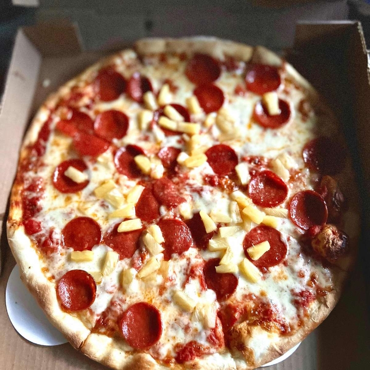 14" Pizza.