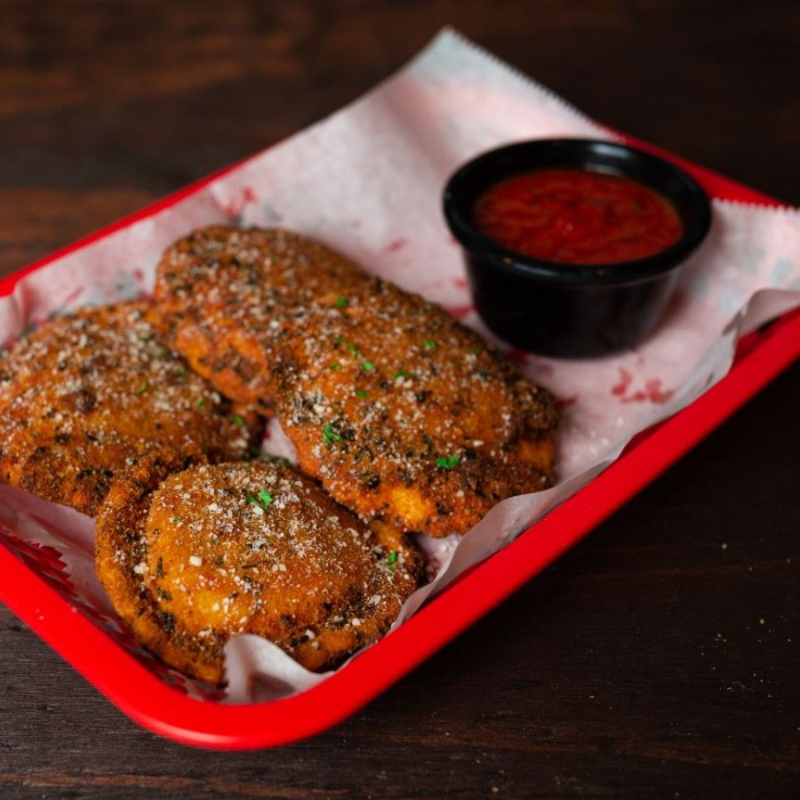 4pc Jumbo Fried Ravioli.