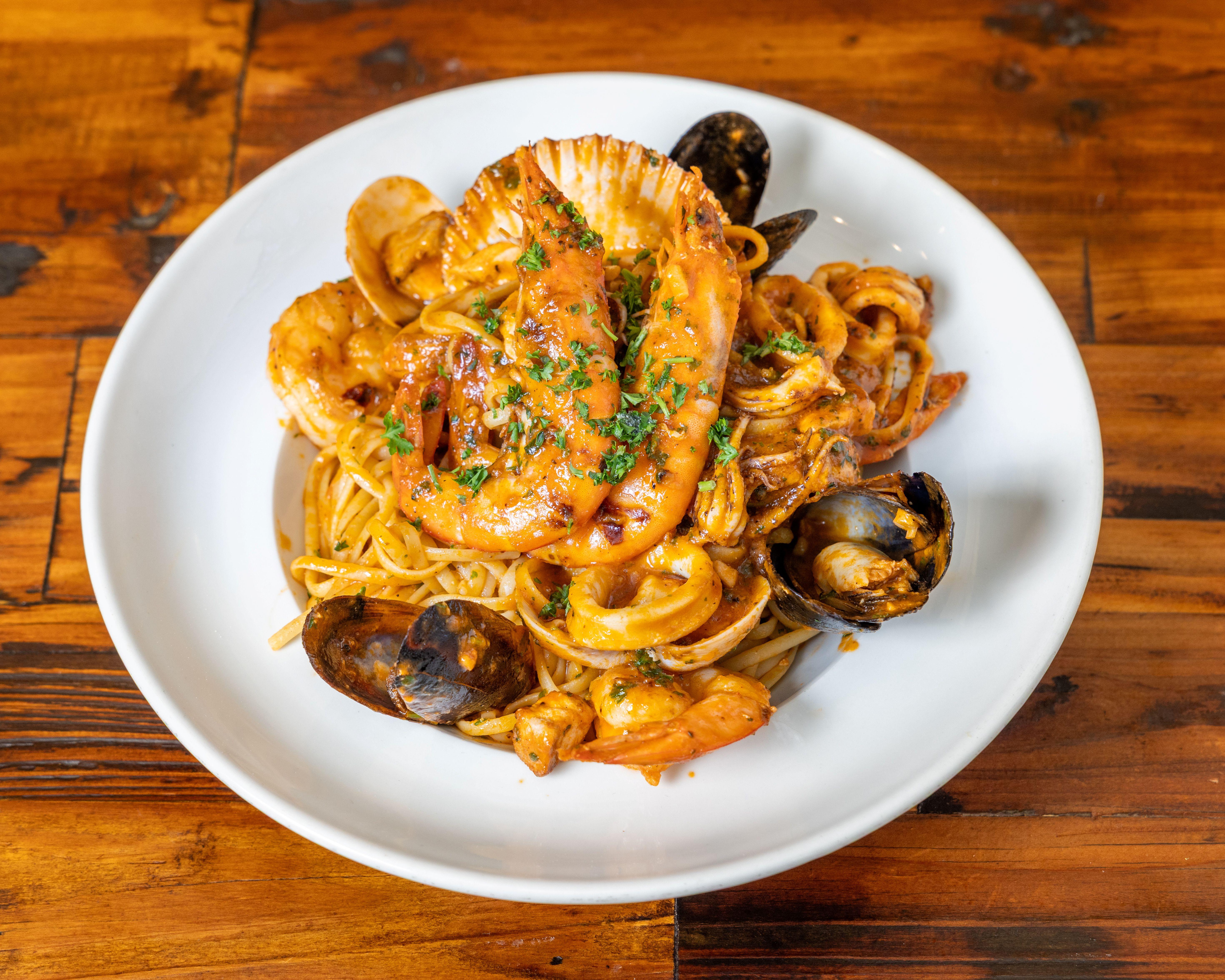 Linguine Pescatora.