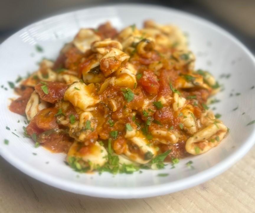 Calamari Marinara.
