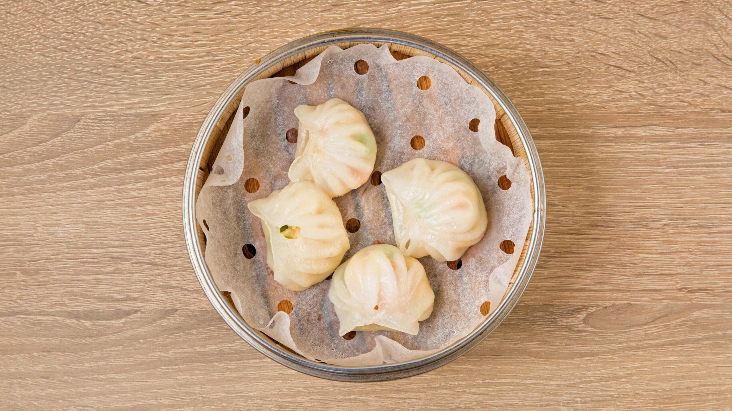 Crystal Shrimp Dumpling (Hak Kow 4 Pieces) 水晶虾饺.