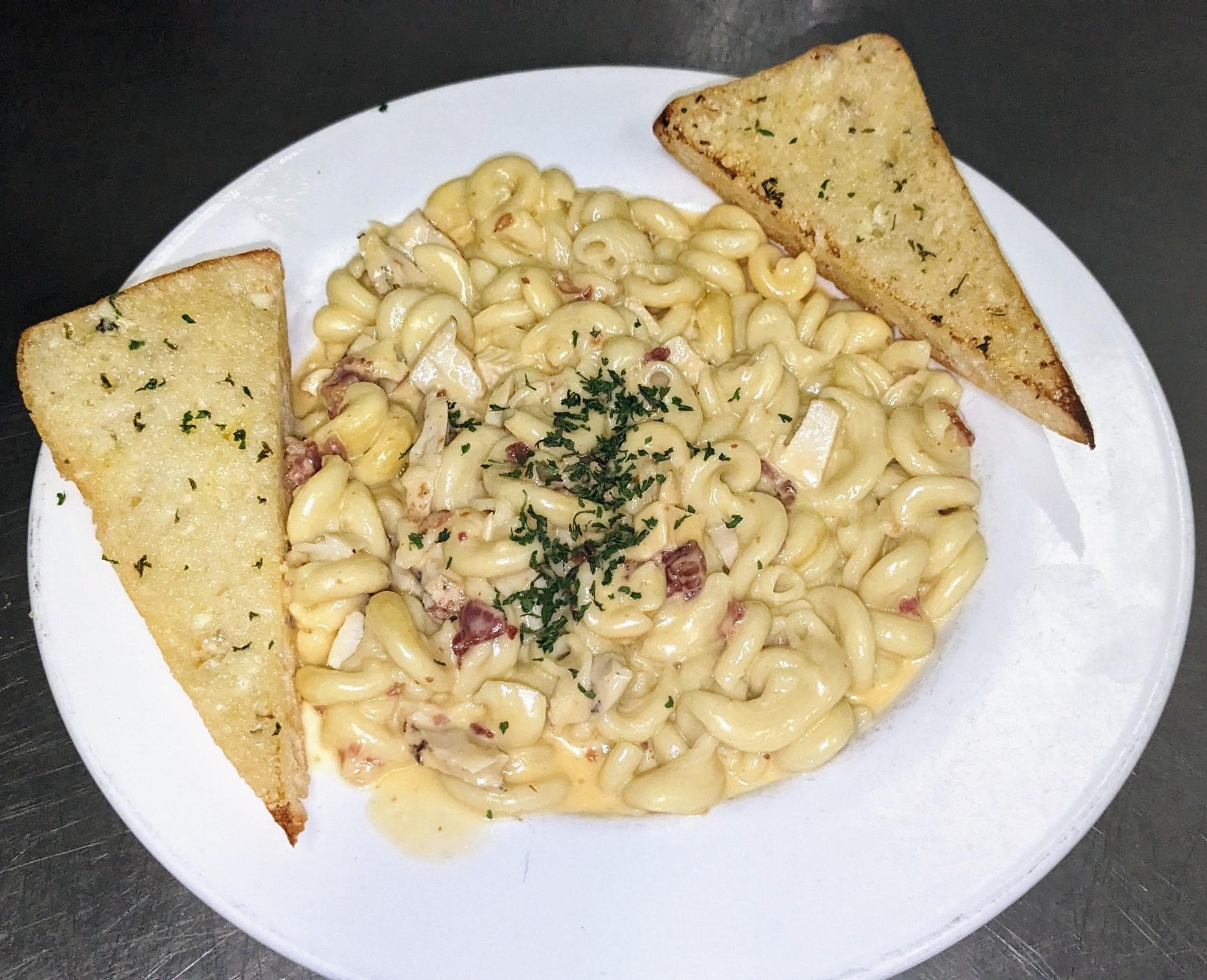 Chicken Bacon Mac.