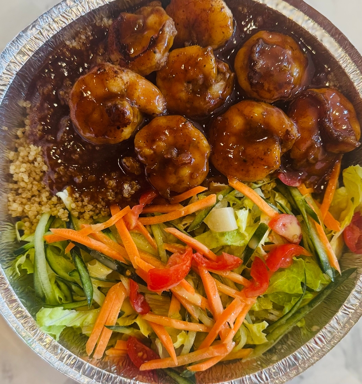 SHRIMP AND QUINOA.