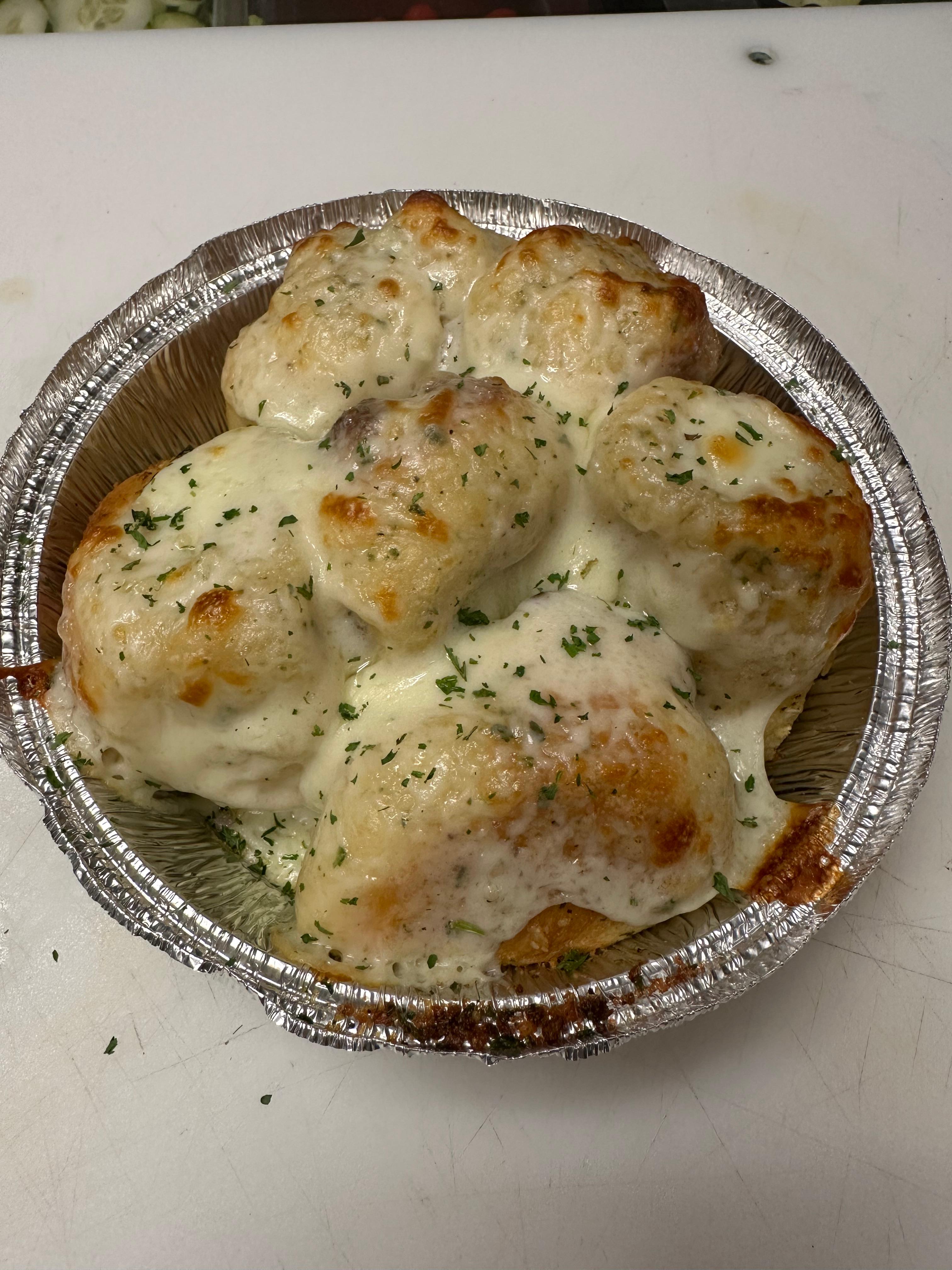 16" Large W/1 Topping & 6 Garlic Knots with Cheese.