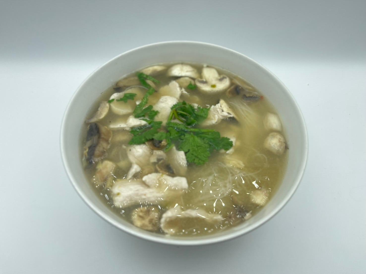 NS8 Guay Teaw Tom Yum**.