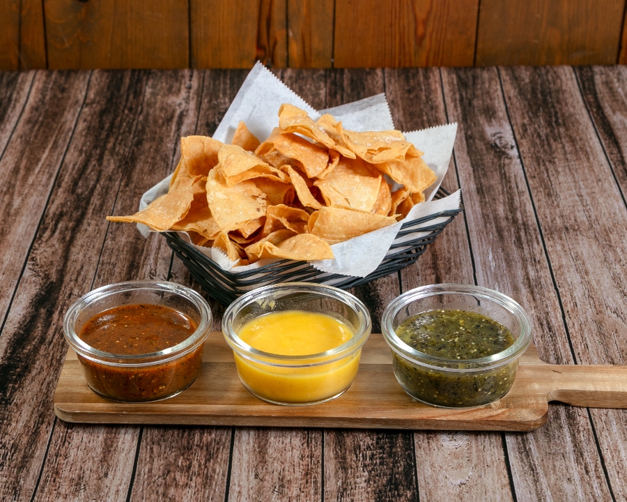 Salsa Trio.