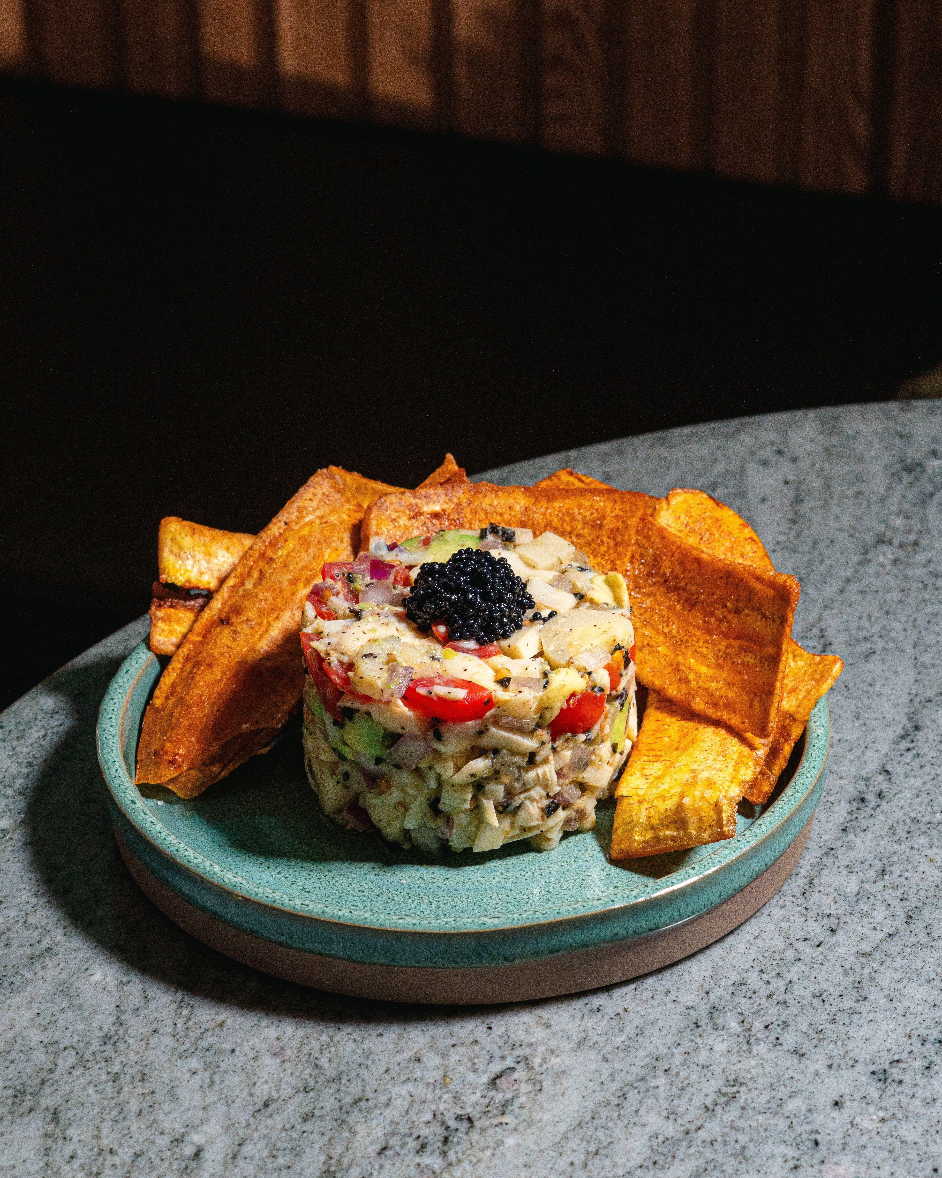 Ceviche Palmito.