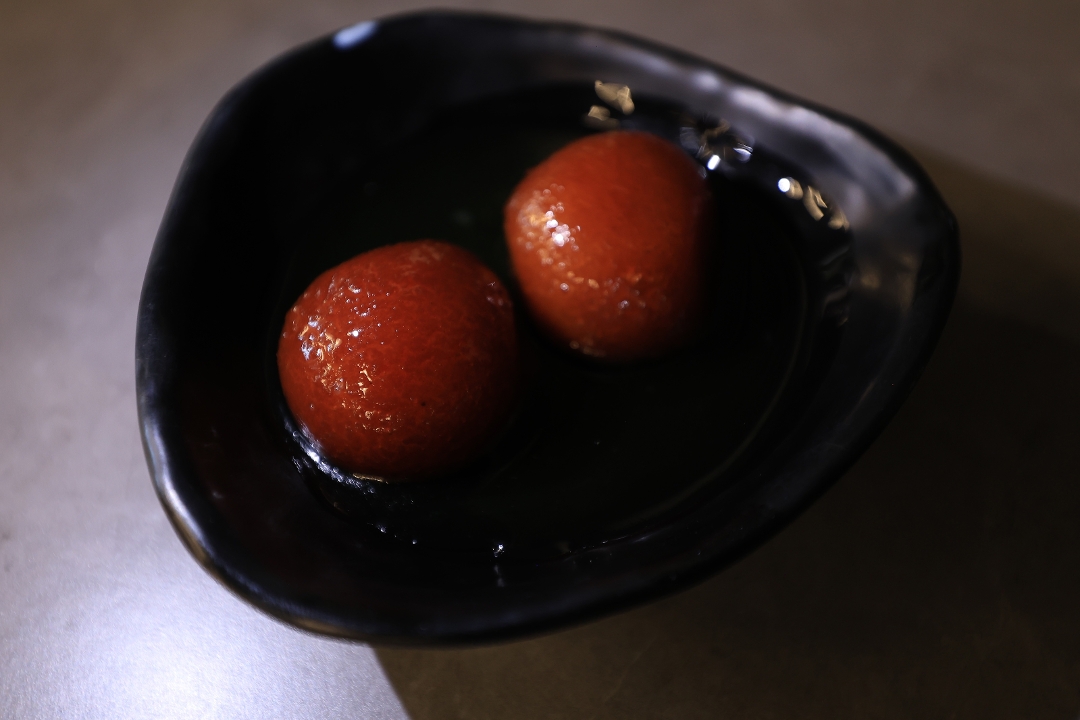 Gulab Jamun Hot.
