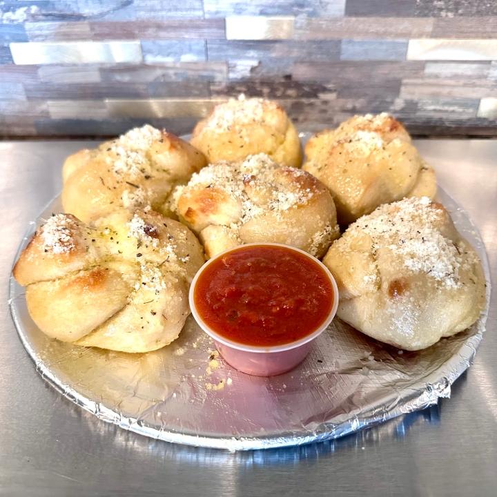 Garlic Knots Half Dozen.
