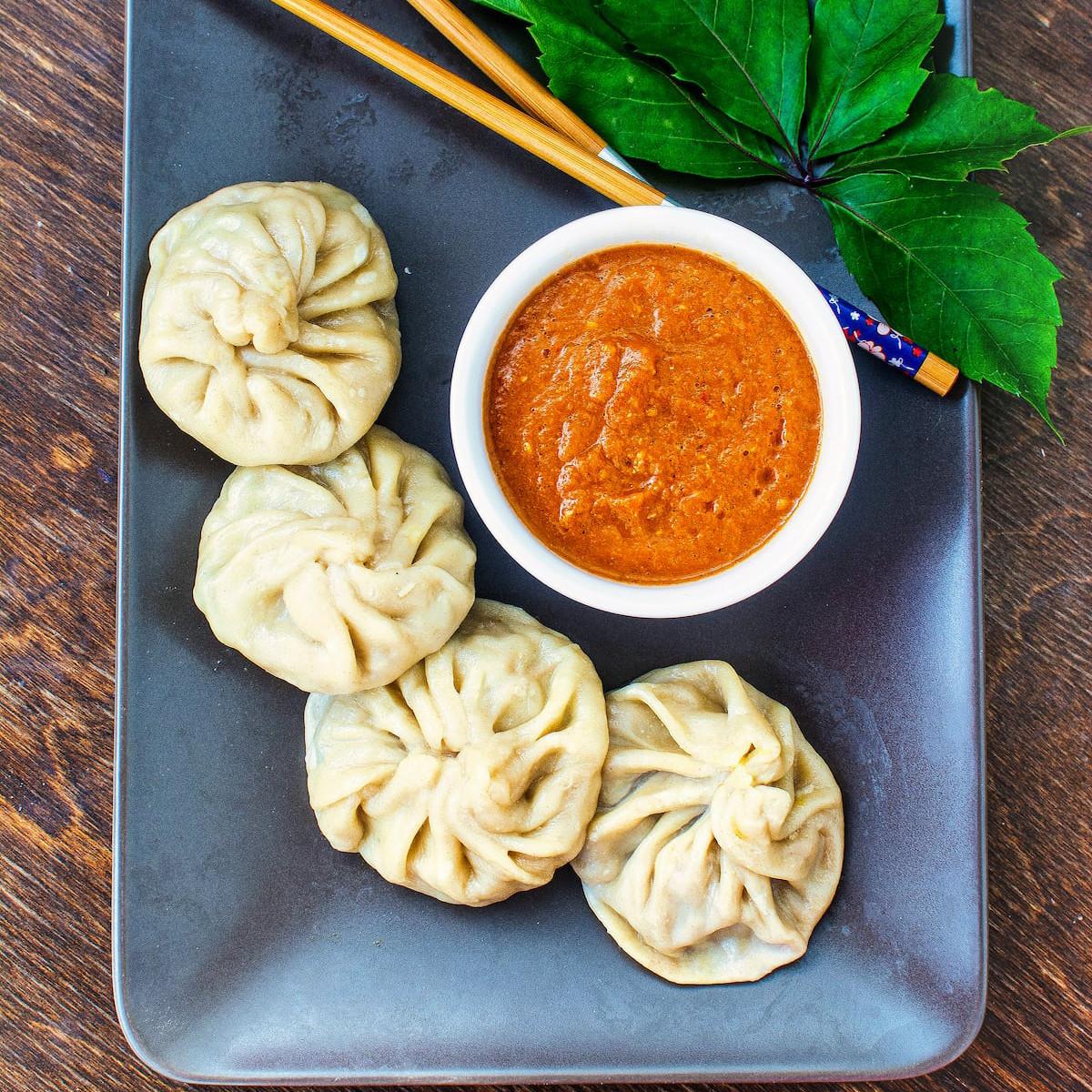 Veg MOMOs- 4 Piece.