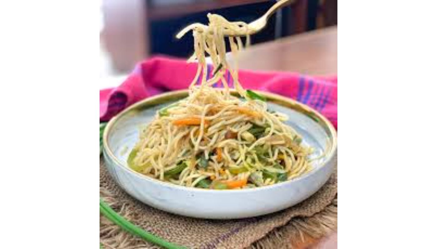 Hakka Noodles (Veg) -  Vegan.