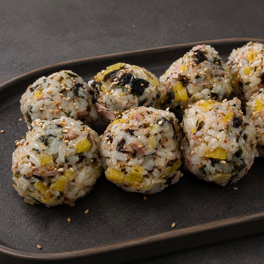 RICE BALL.