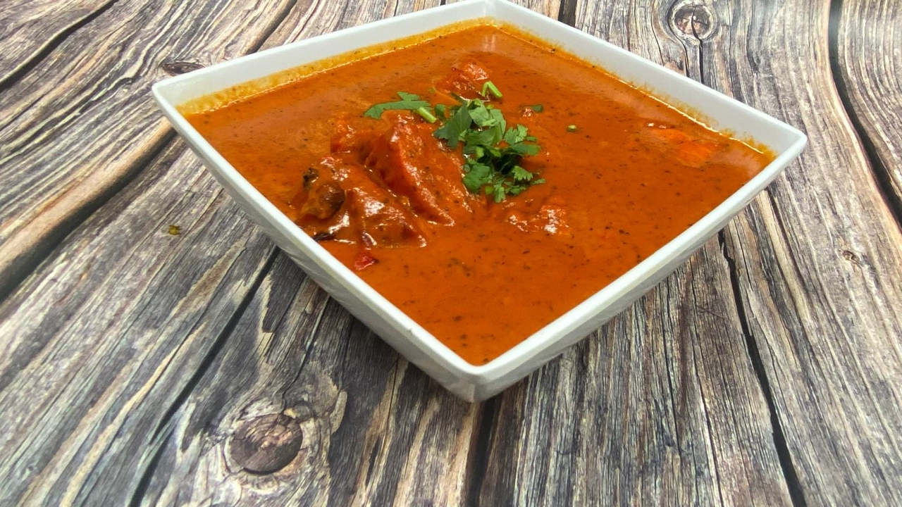 CHICKEN BUTTER MASALA.