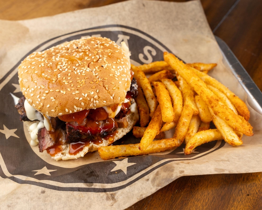 Sandwich & Fries.