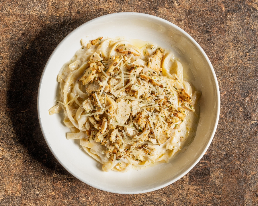 Chicken Alfredo.