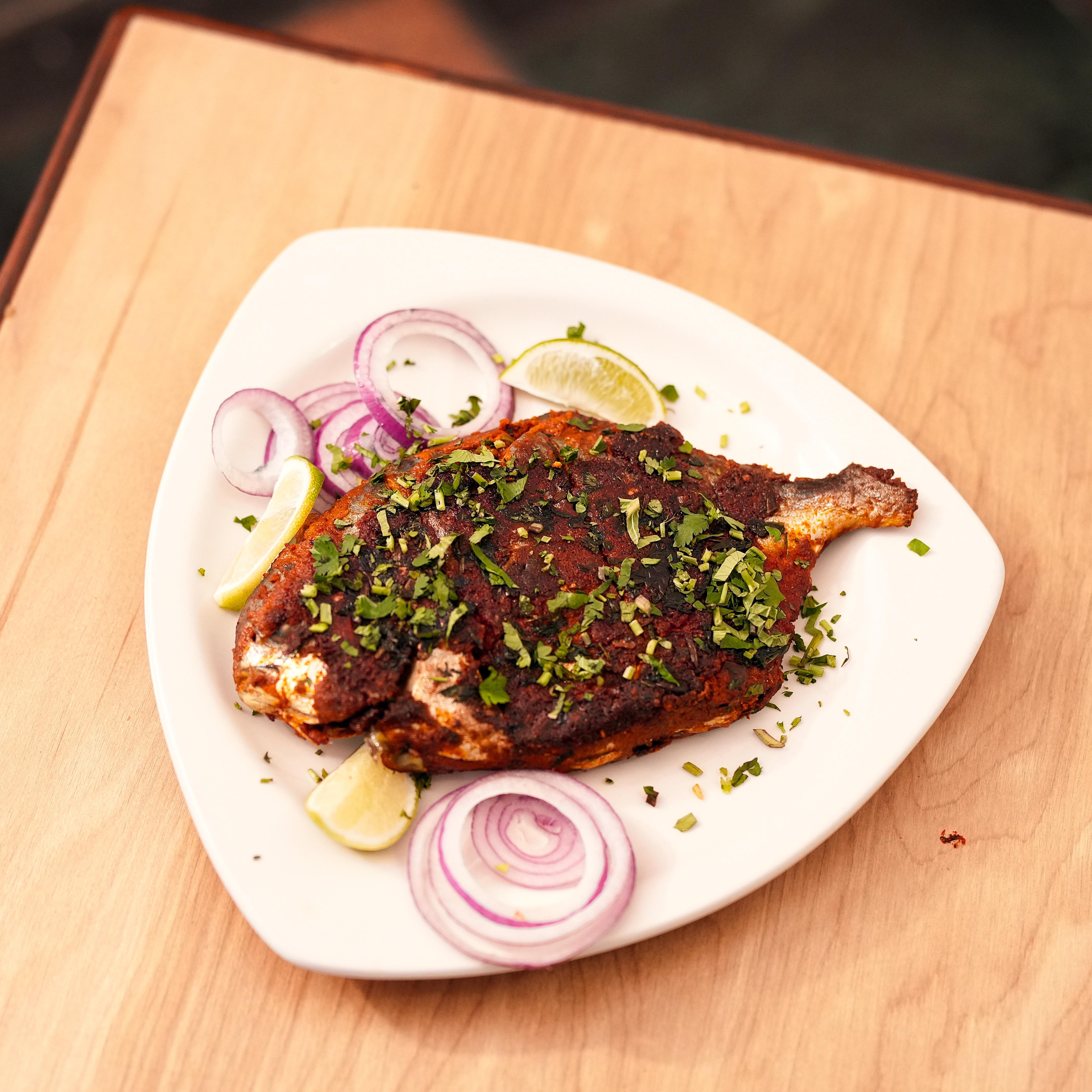 Whole Pomfret Fish Fry.