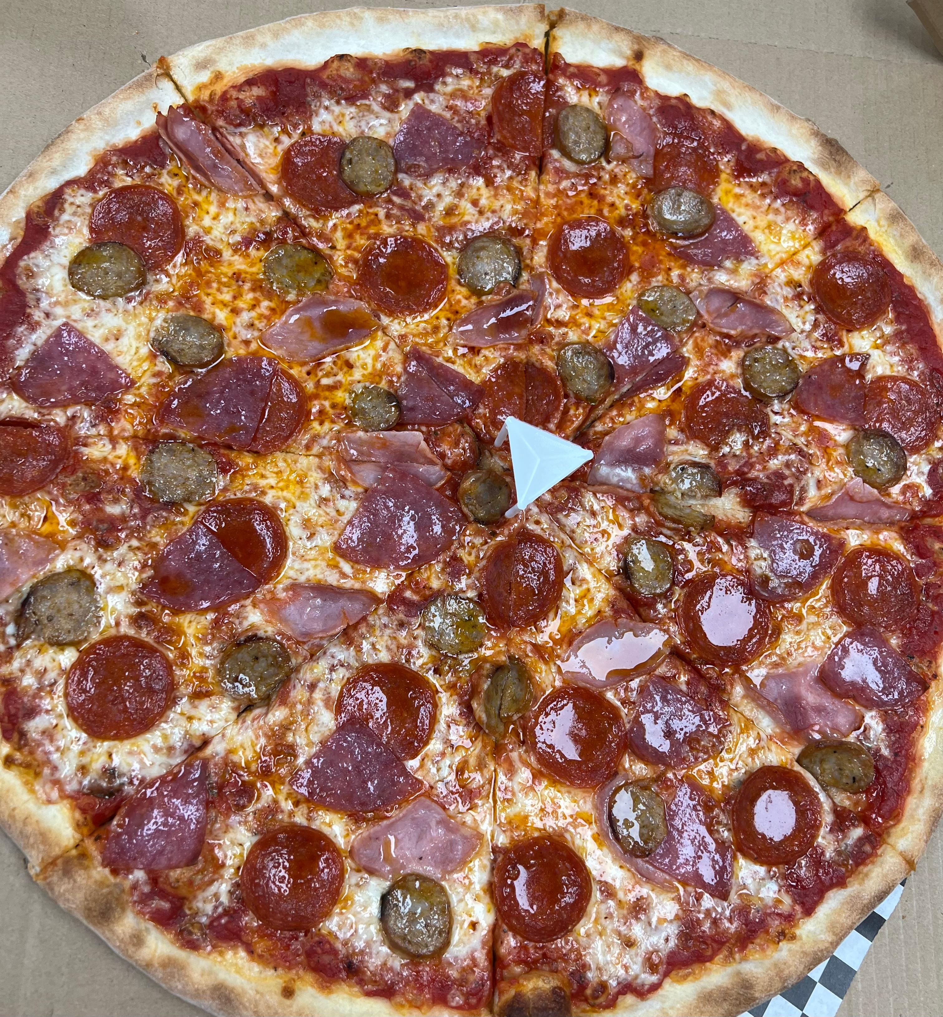 14" Meatlovers Pizza.