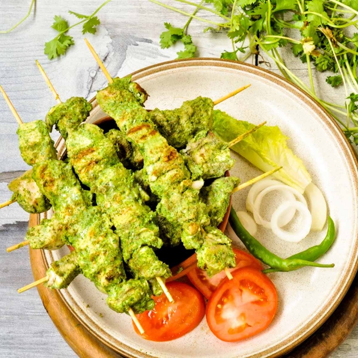 Haryali Tikka - Chicken Green Sizzler.