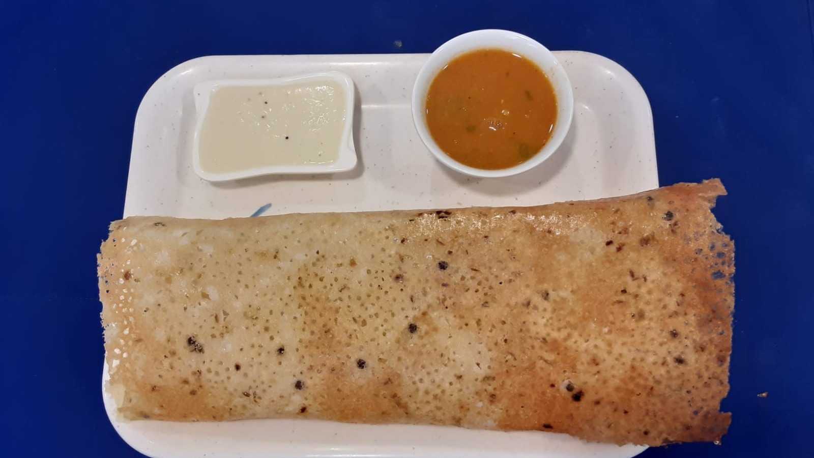 *Onion Rava Masala Dosa.