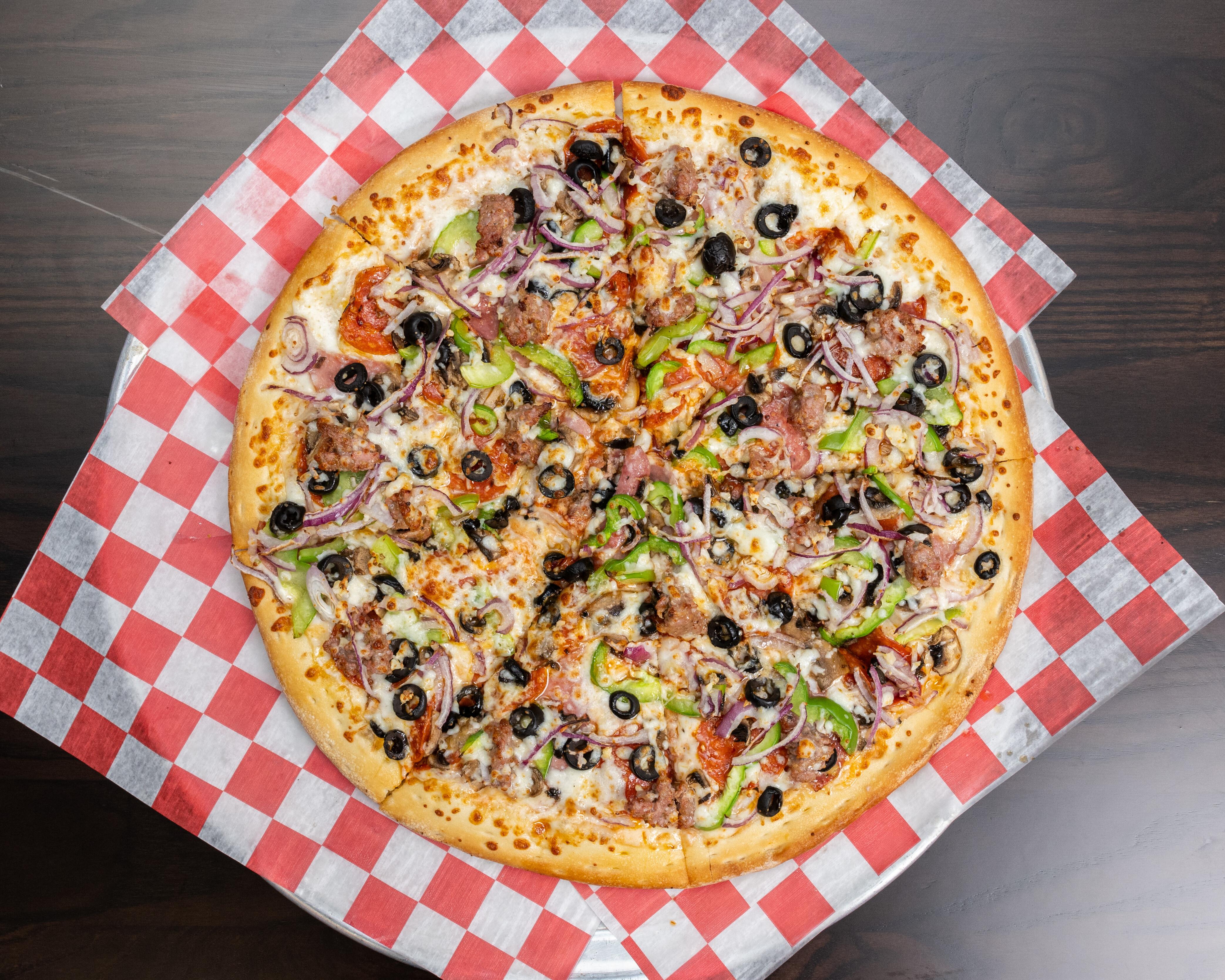 Small 12" Garlex Classic Combo Pizza.