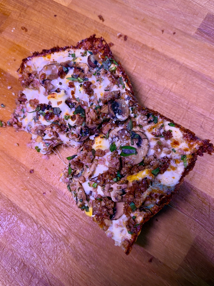Carmine Mega Square.