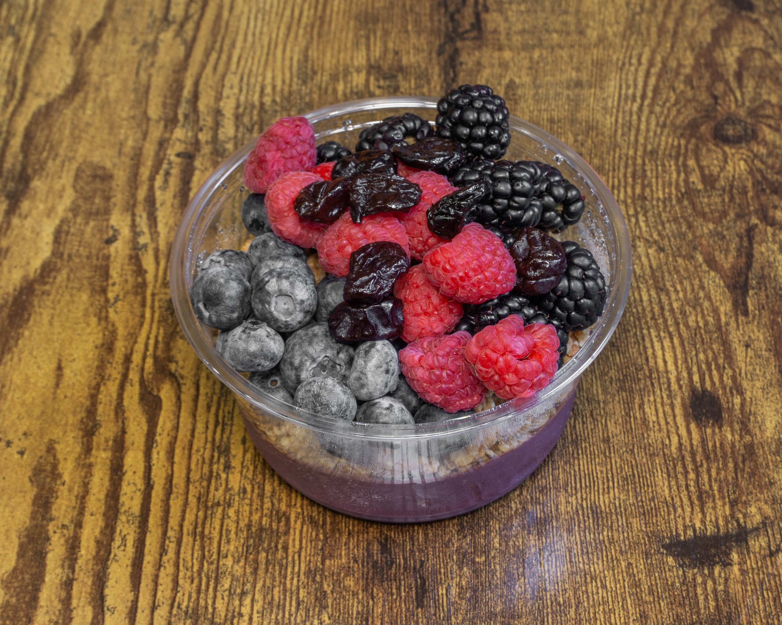 Berry Bomb Bowl 🥣.