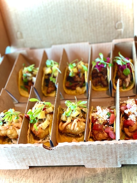 10 Taco Box.