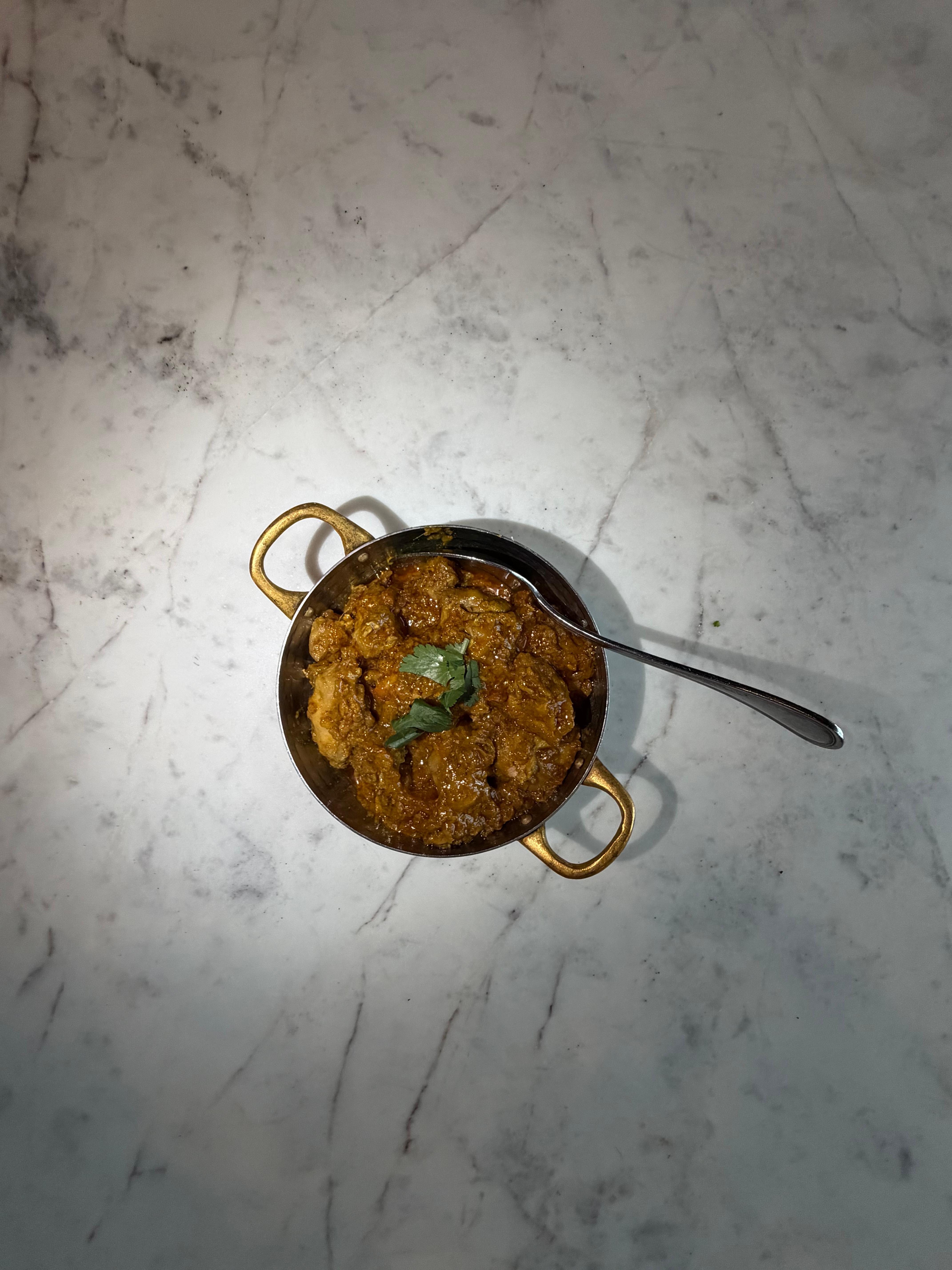 CHICKEN CURRY.