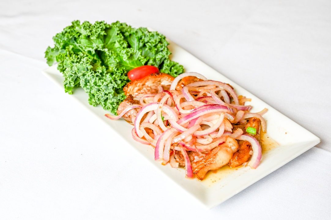 Beef with Onions (Beef Acebolado).