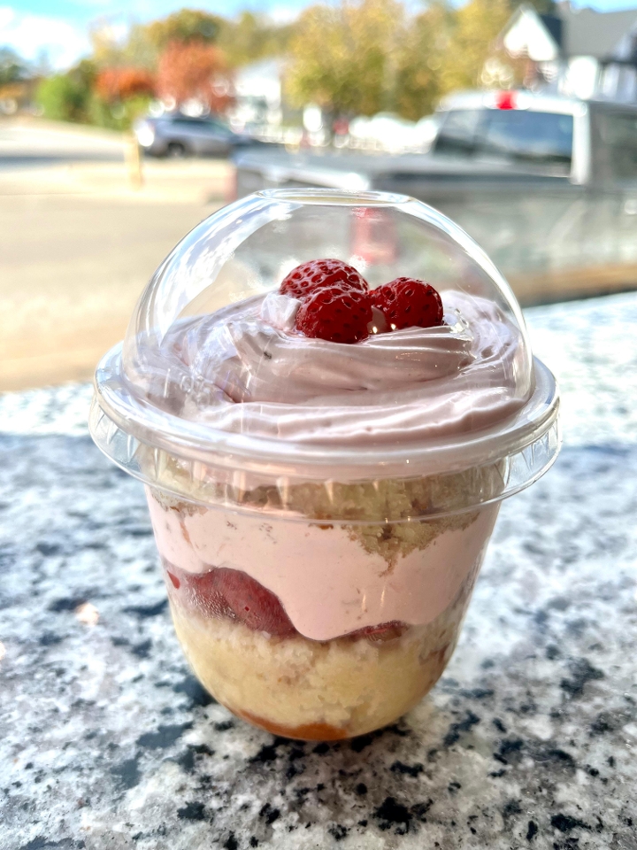 *Strawberry Tres Leches CUP.