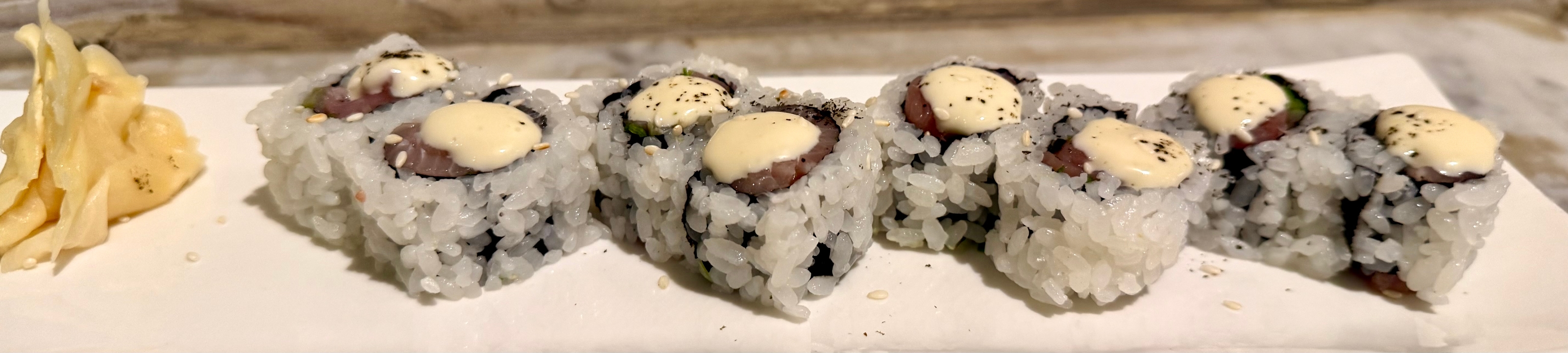 Hamachi and Scallion Roll.