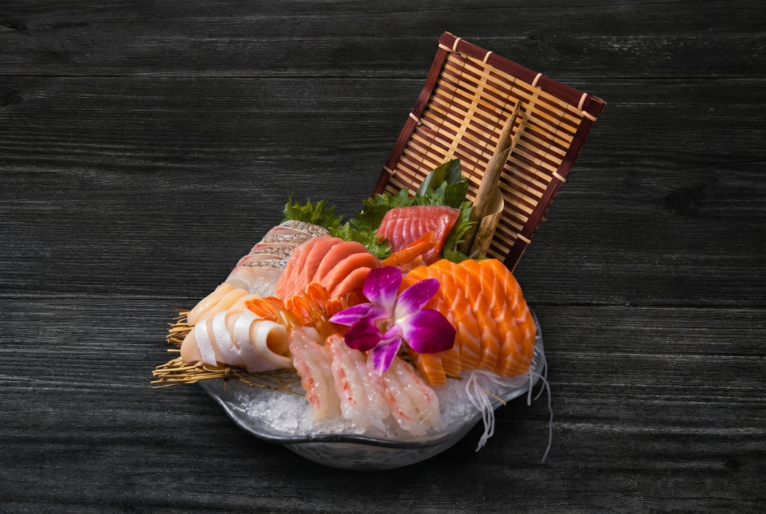 Chef sashimi special.