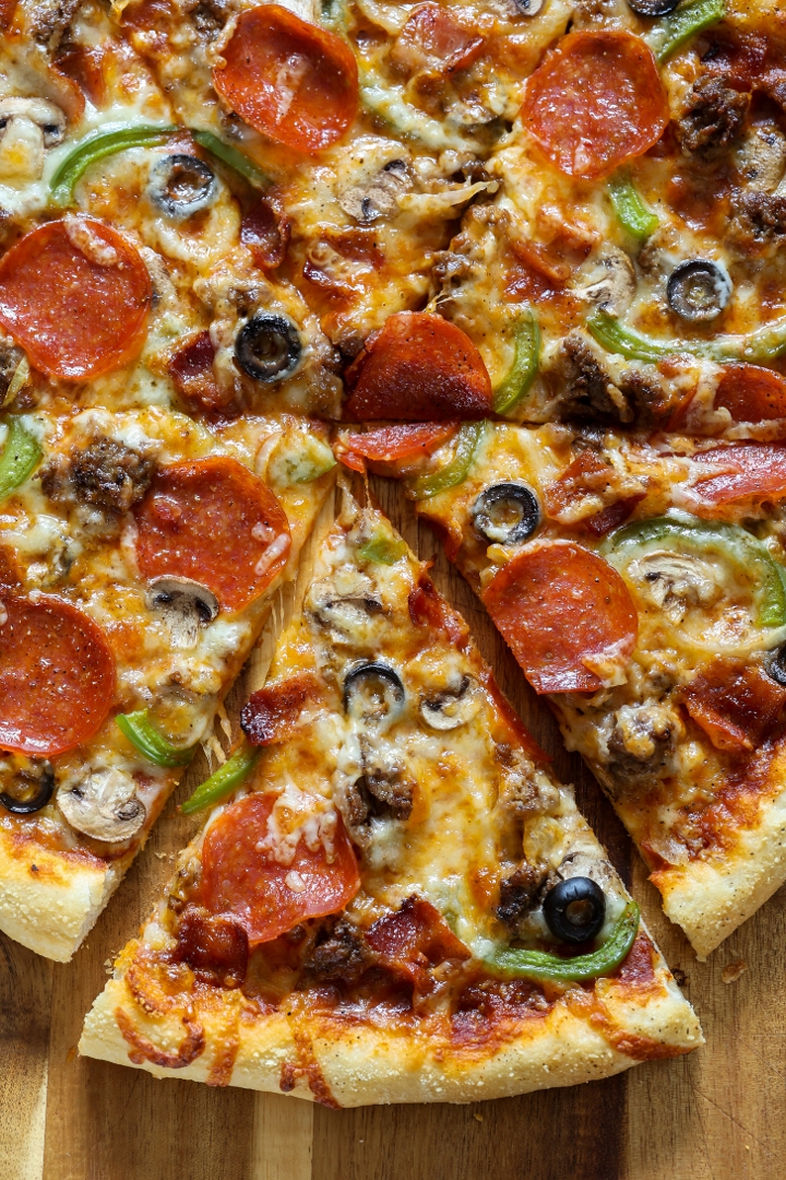 Large 16" Brooklyn Pizza.
