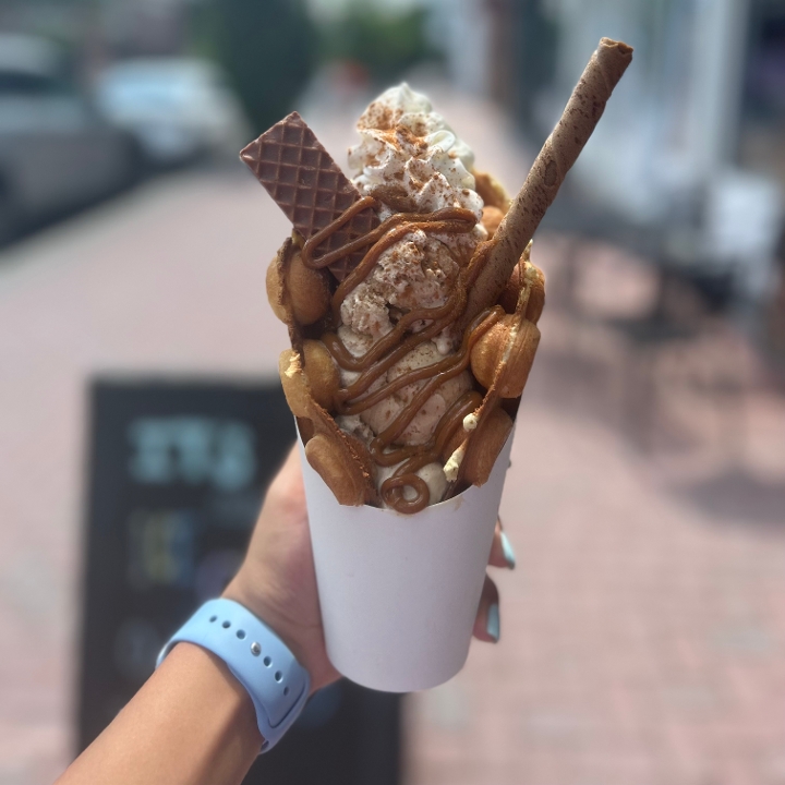 Dolce Cinnamon Waffle.