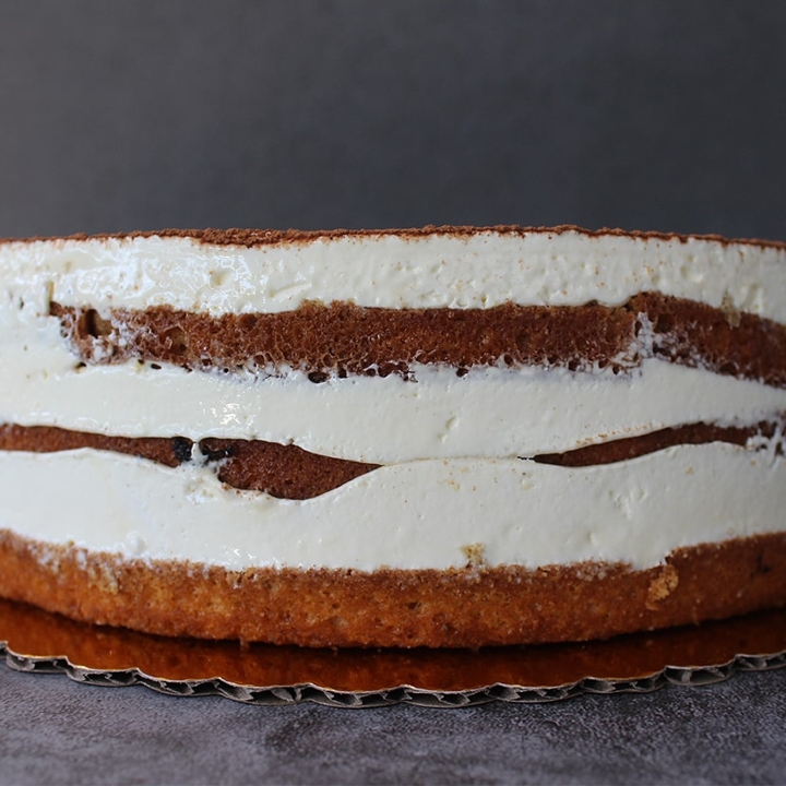 Tiramisu Cake.