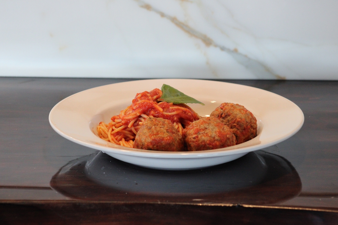 Spaghetti E Polpette.