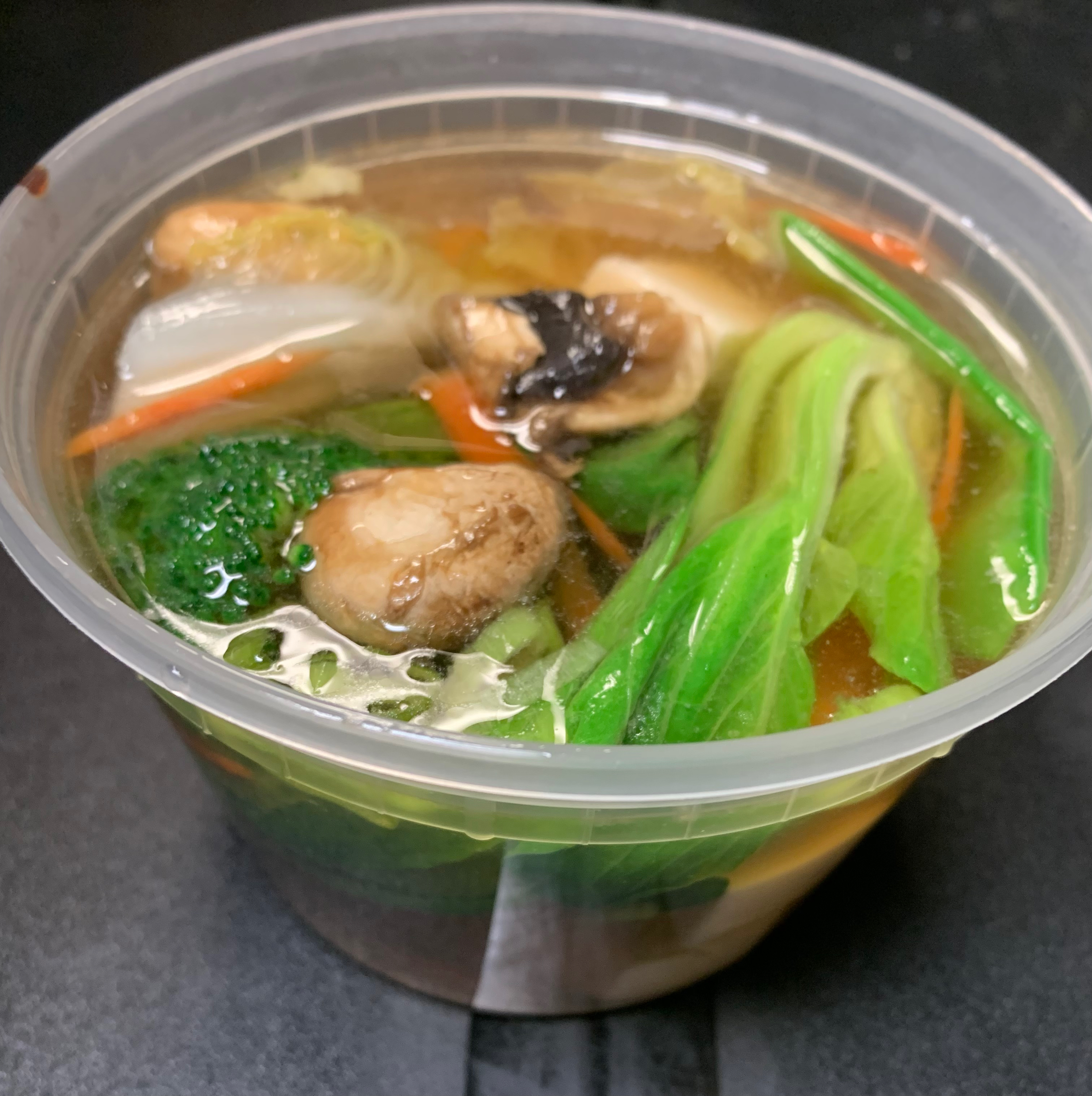 14 素菜豆腐汤VEGETABLE TOFU SOUP.