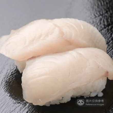 Hamachi Sashimi (yellowtail).