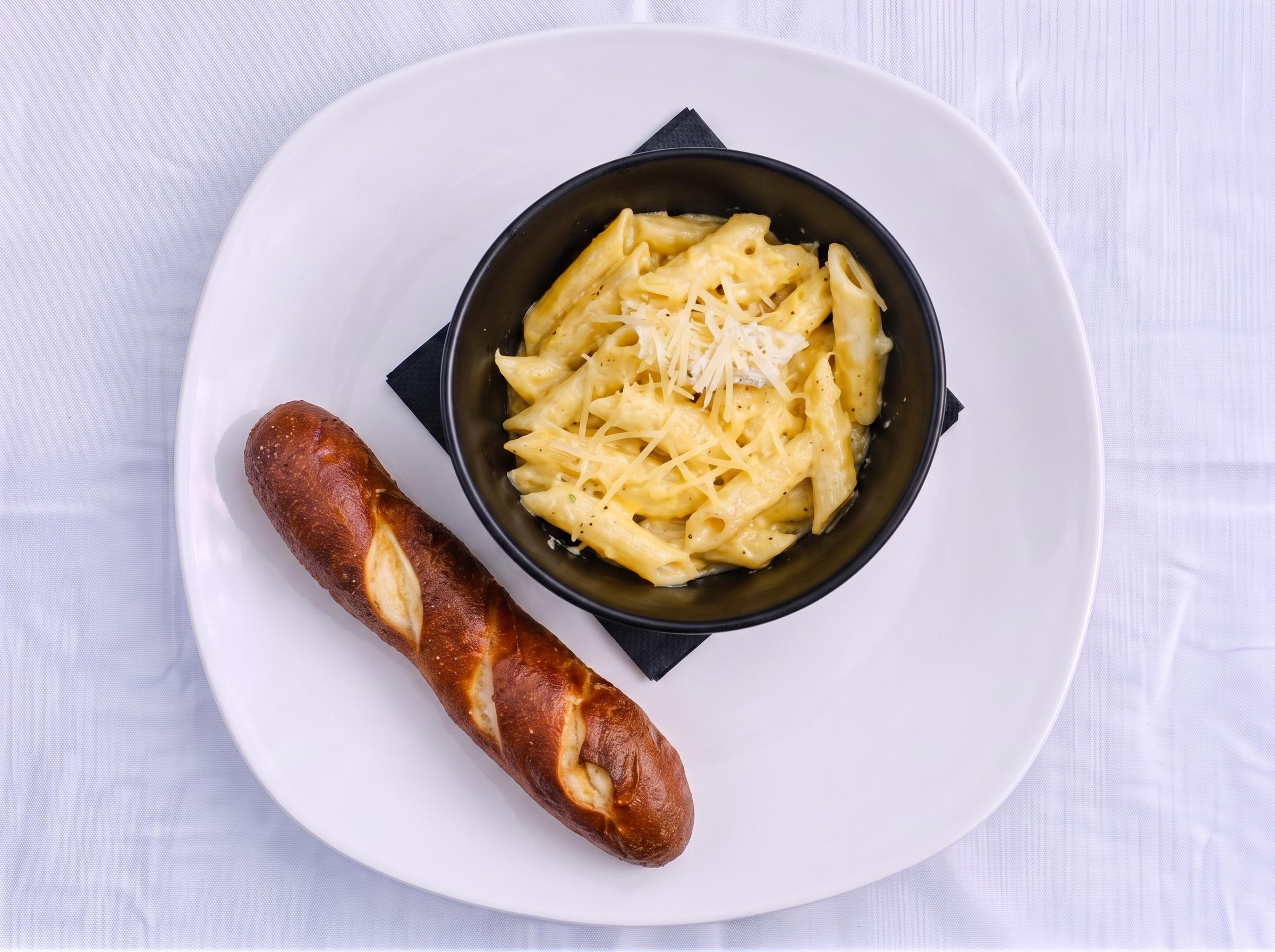 Kid Sized Portion of Fettuccine Alfredo.