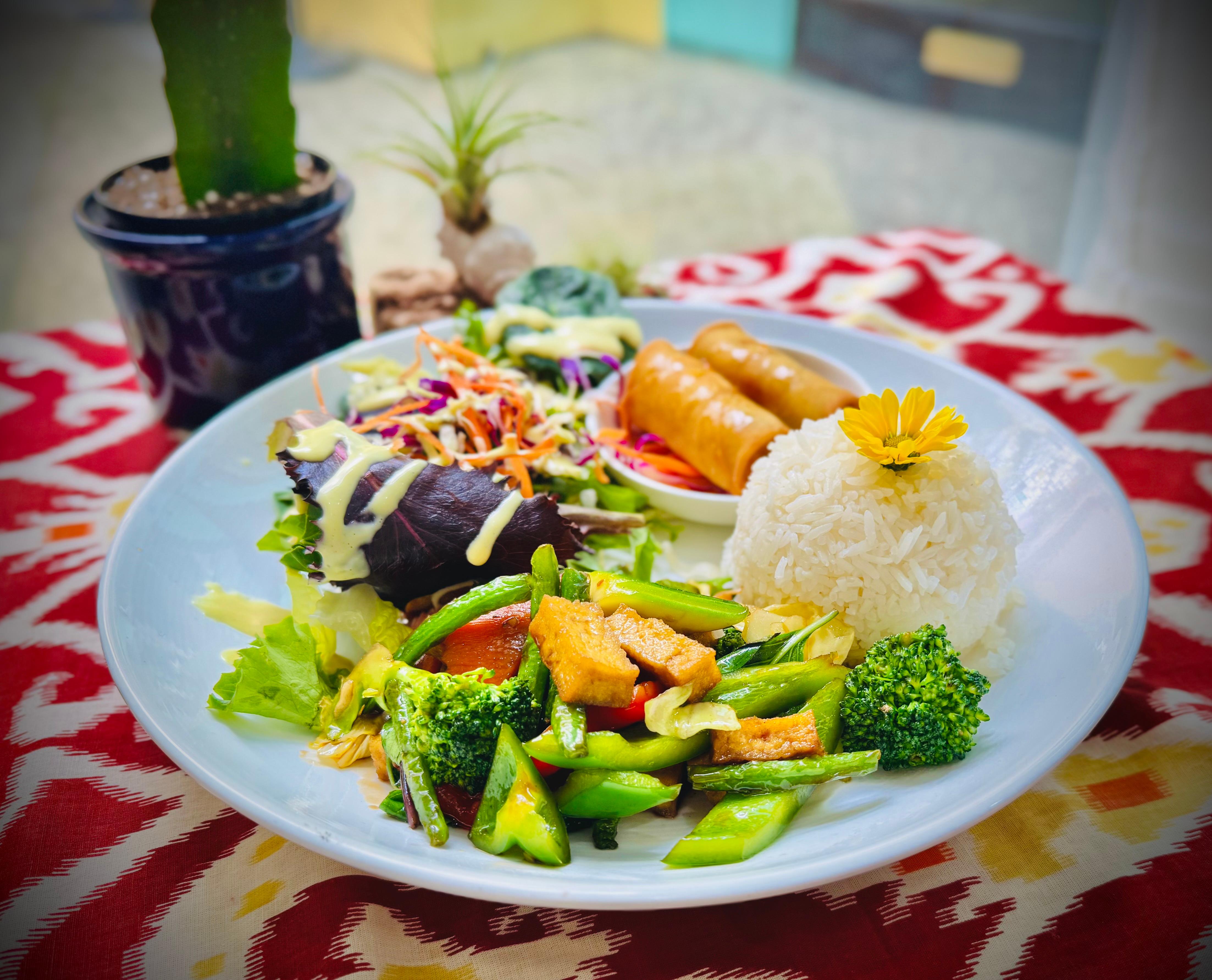 (L) Spicy Basil & Rice.