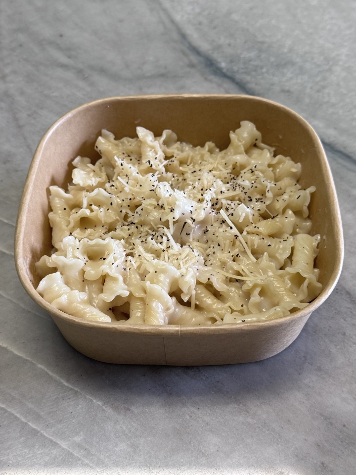 Creamy Cacio E Pepe.