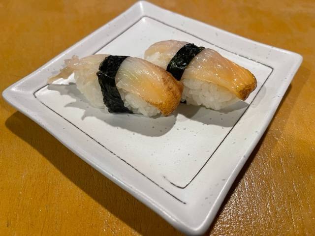 GIANT CLAM (MIRUGAI) NIGIRI.