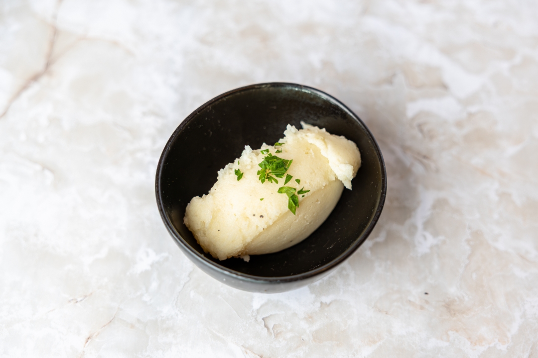 Side Mashed Potatoes.