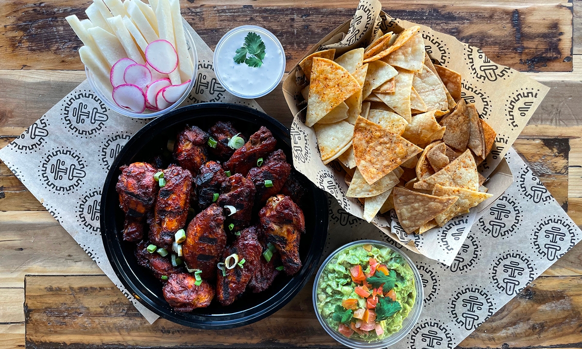 Picoso Wings and Guac (2 dozen, 6 oz guac).