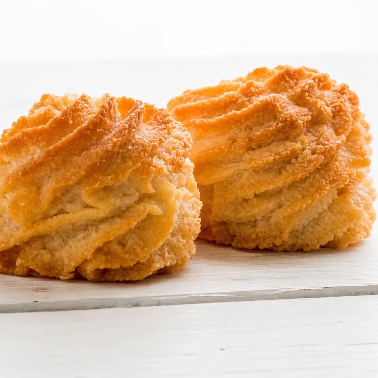 Plain Macaroon.