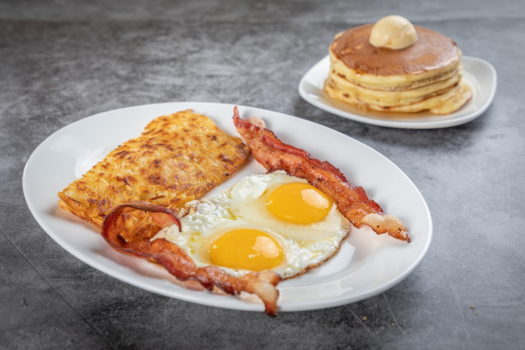 Croquetas de papa, huevos & Tocineta.