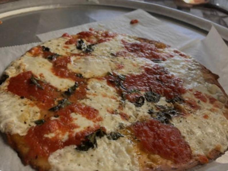 SM CAULI SEXY PIZZA.